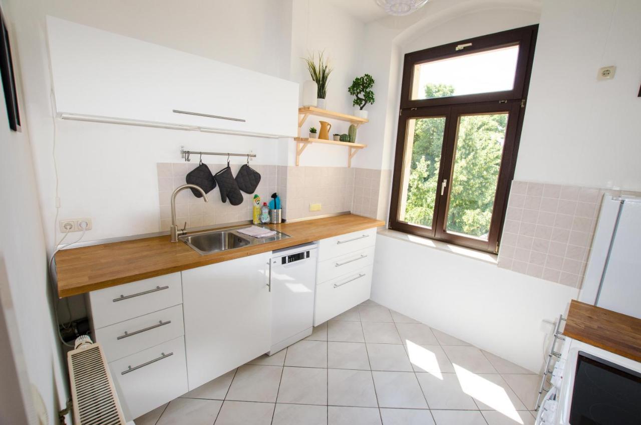 Apartament Casarina - Stilvoller Altbau In Zentraler Lage Drezno Zewnętrze zdjęcie